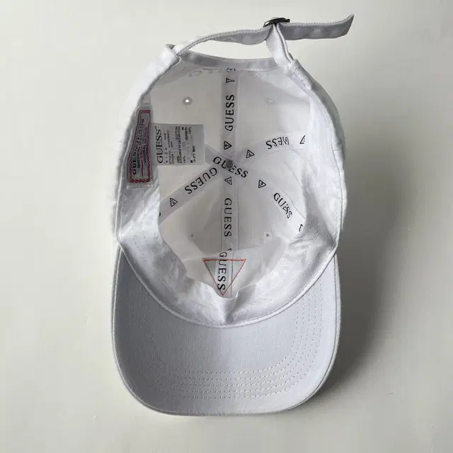 GUESS white cotton cap