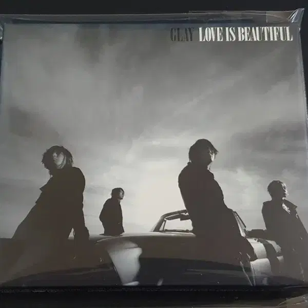 GLAY 글레이 10집 앨범 LOVE IS BEAUTIFUL 한정반