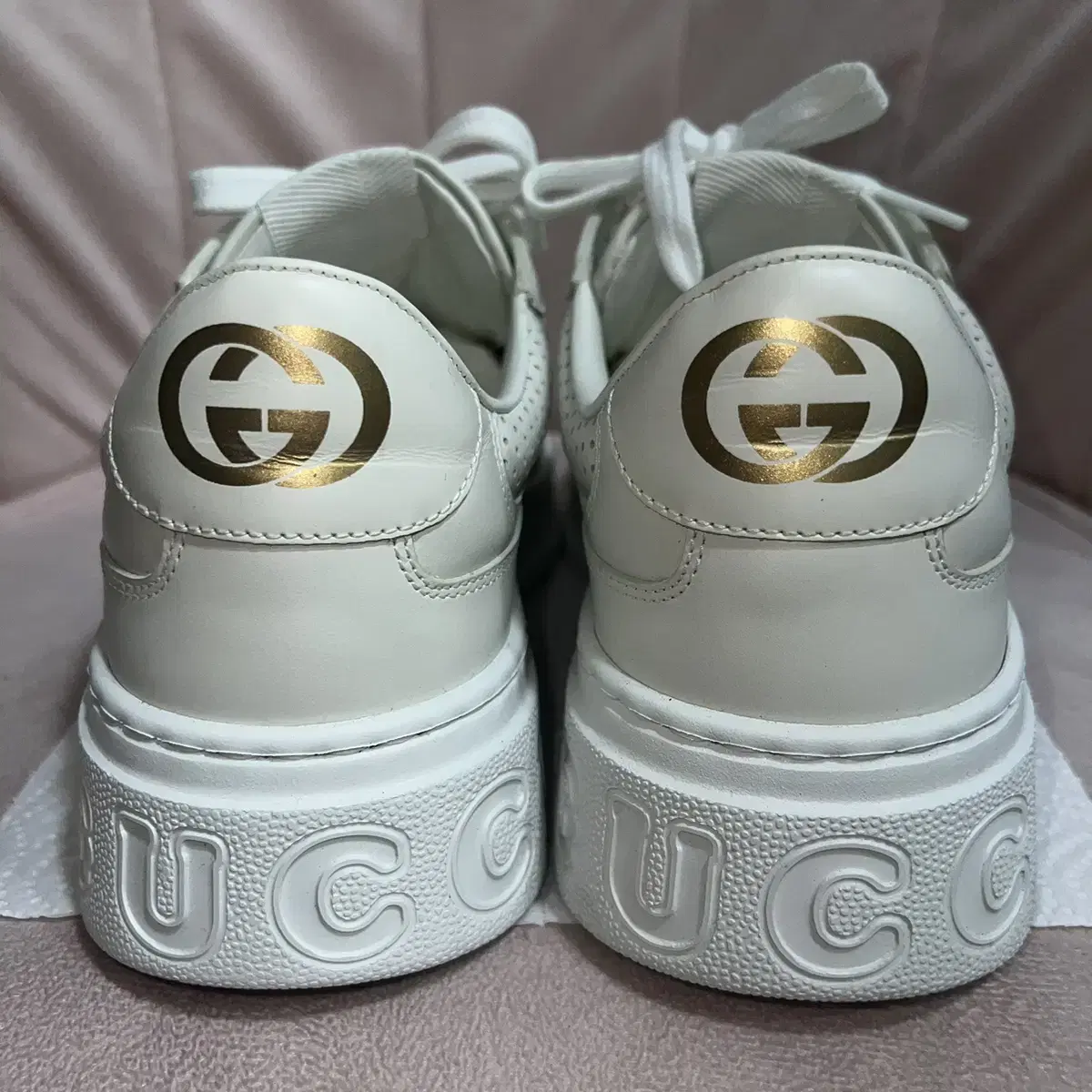 구찌 엠보스 스니커즈 265 (Gucci GG Embossed Sneak