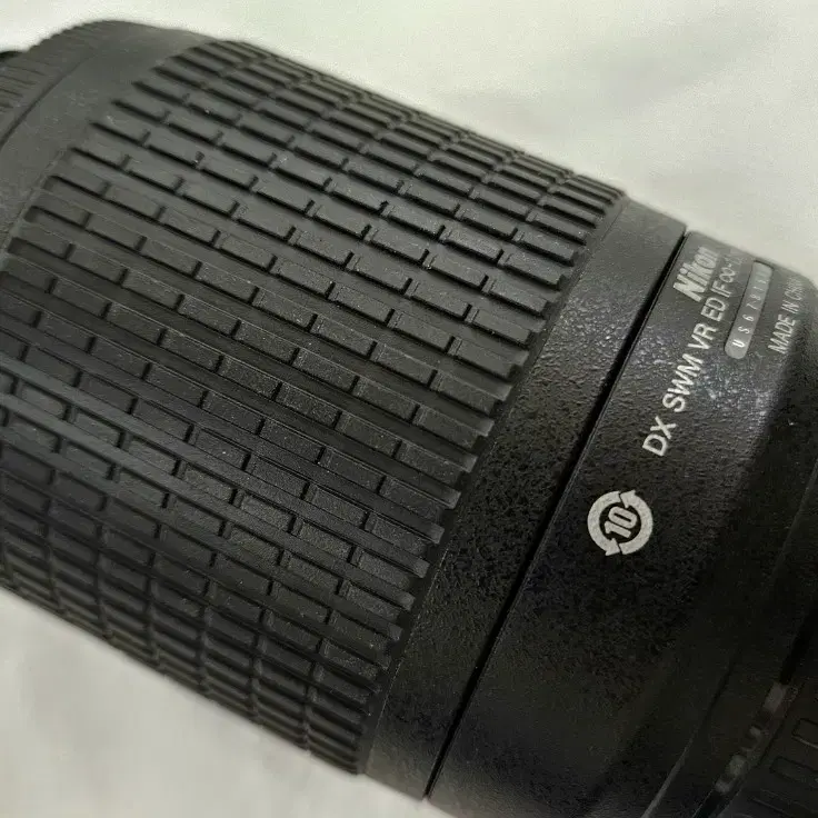 니콘 AF-S DX 55-200 F4-5.6G ED VR 헝그리망원