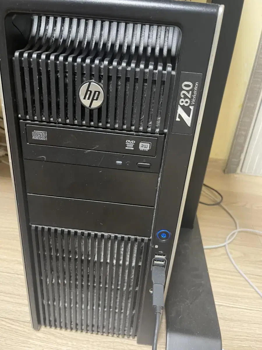 HP Z820 팝니다