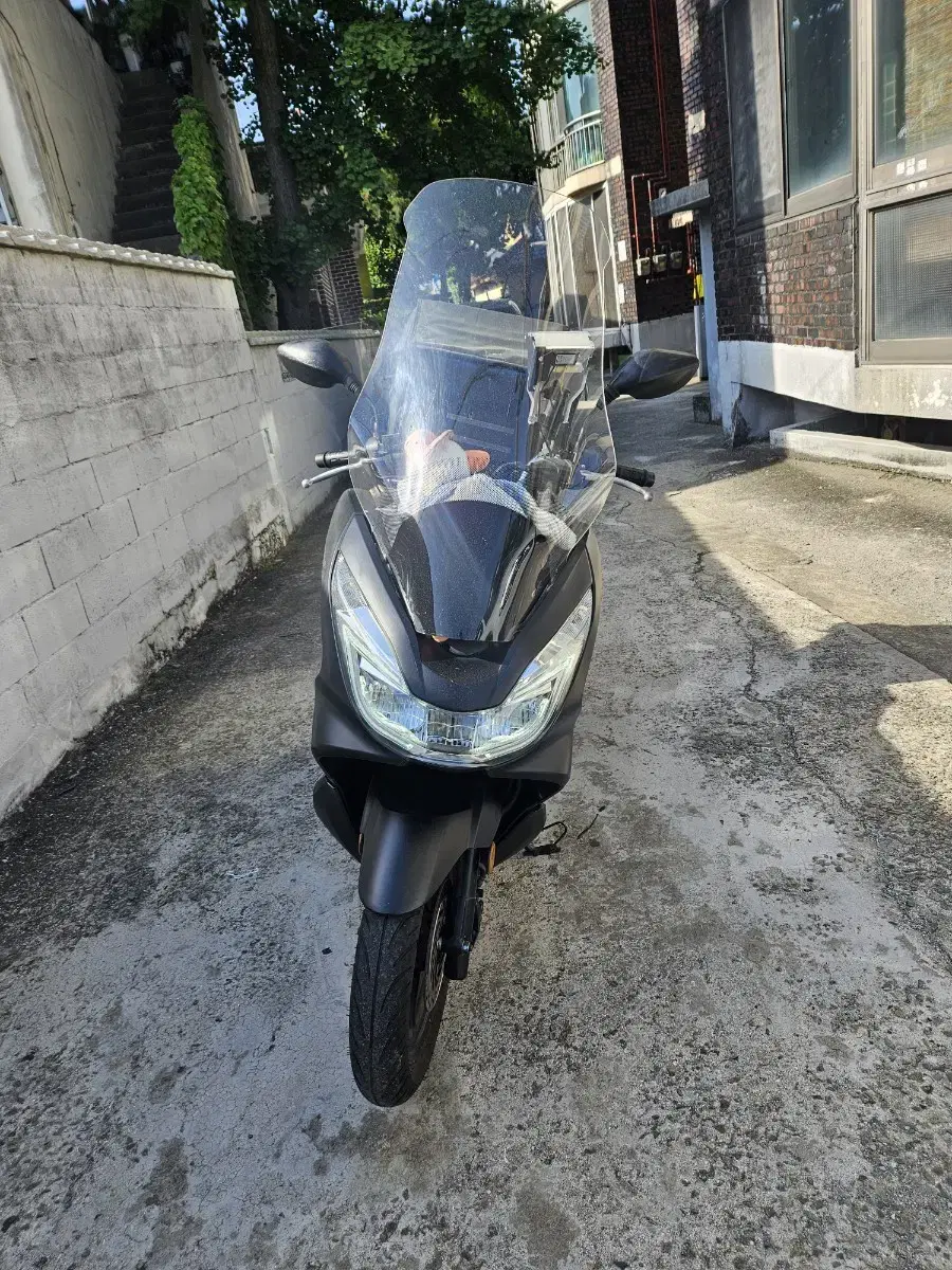 16년식 PCX 팝니다