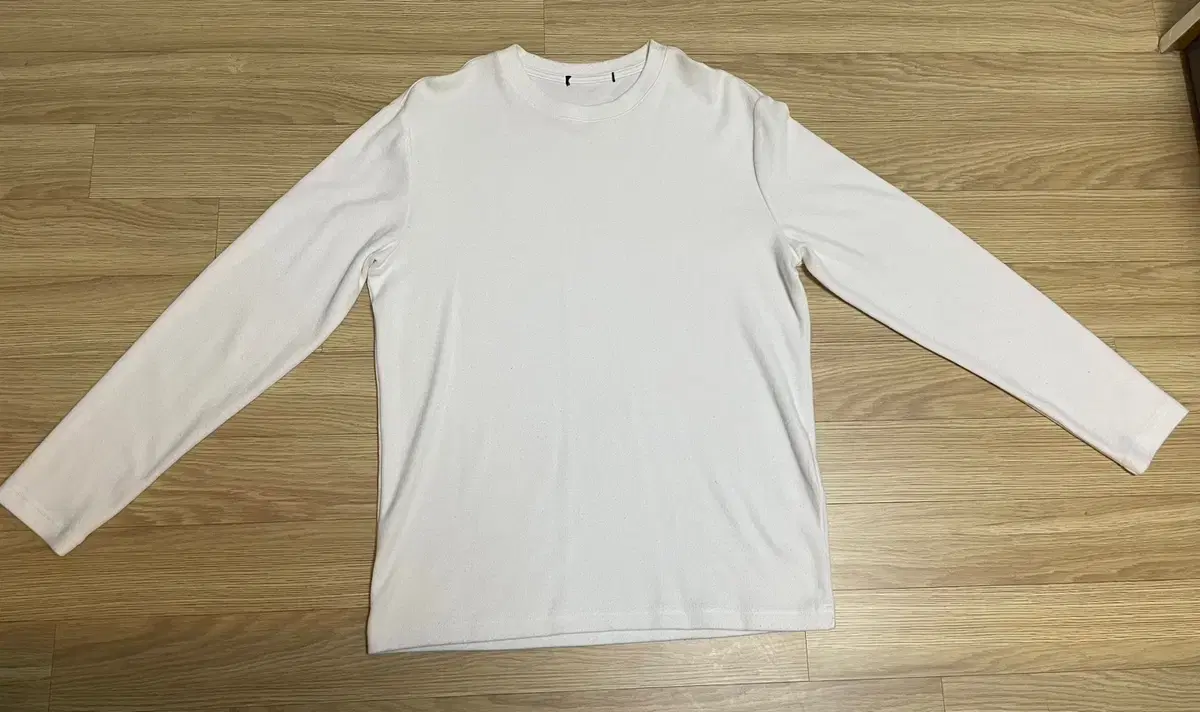 White Long Sleeve Tee