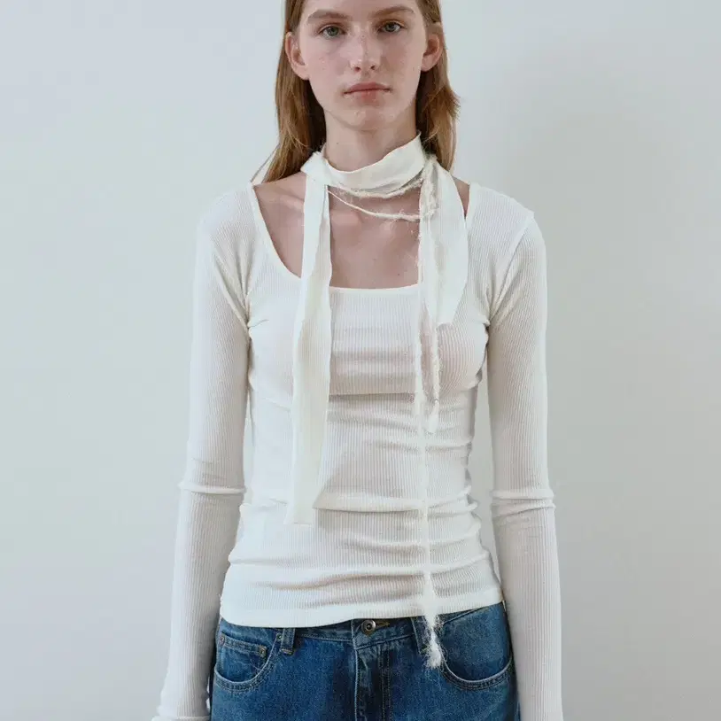 마조네 neck point ribbed top ivory