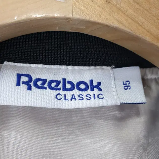 Z4492 리복클래식 캐주얼 풀집업 자켓 여95 REEBOK