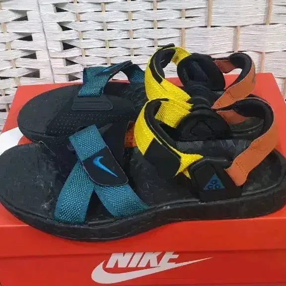 NIKE 나이키 ACG 에어 데슈트 다크 틸 샌들 270mm