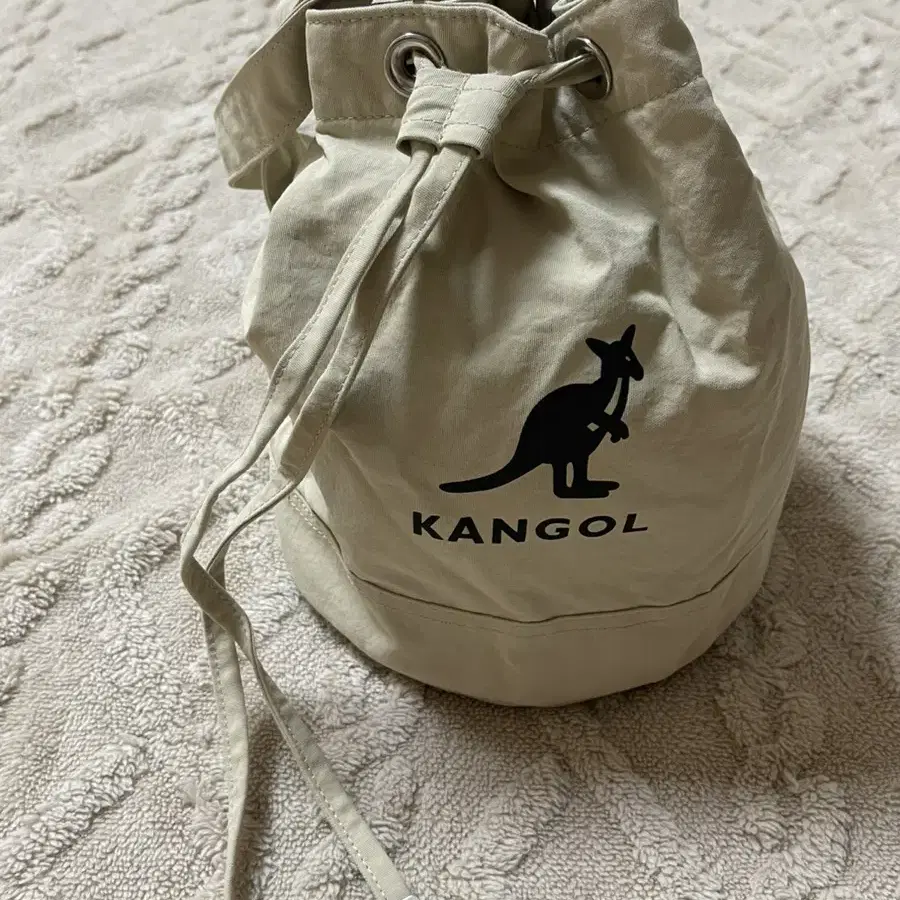 캉골 Kangol 가방 리나일론 버킷백 파우치