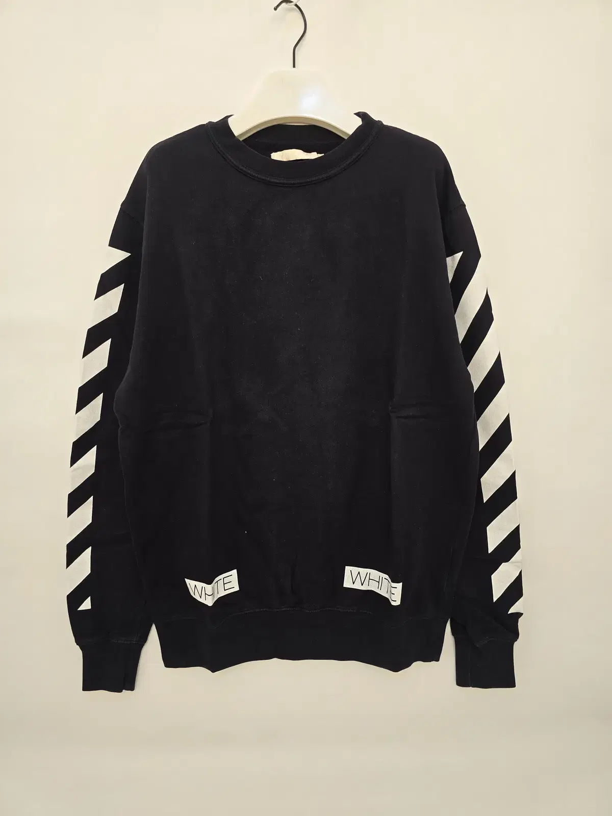 Off-white erow boxy fit sweatshirt for sale.