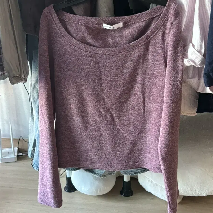 u-neck knit