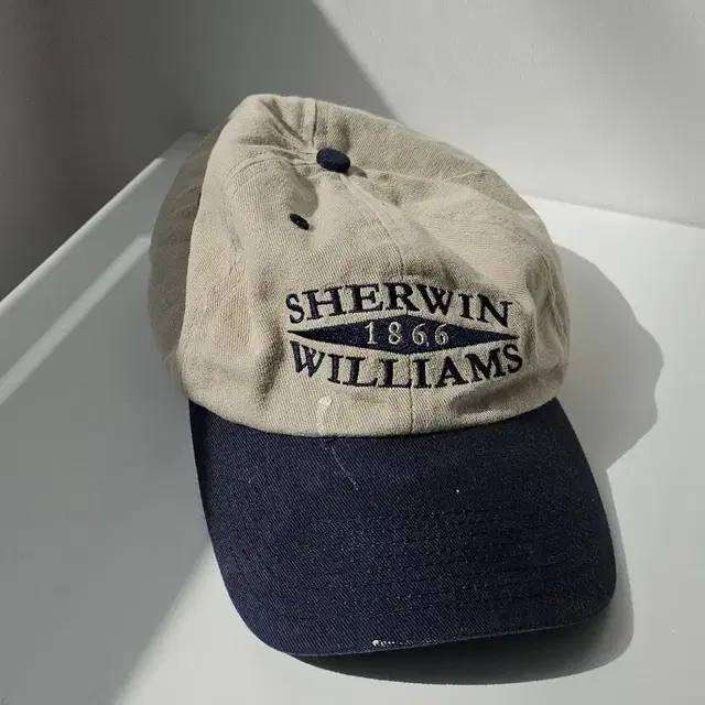 SHERWIN 1866 WILLIAMS cap