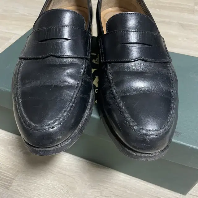 크로켓앤존스(Crockett&Jones) 보스턴 패니로퍼 6.5E