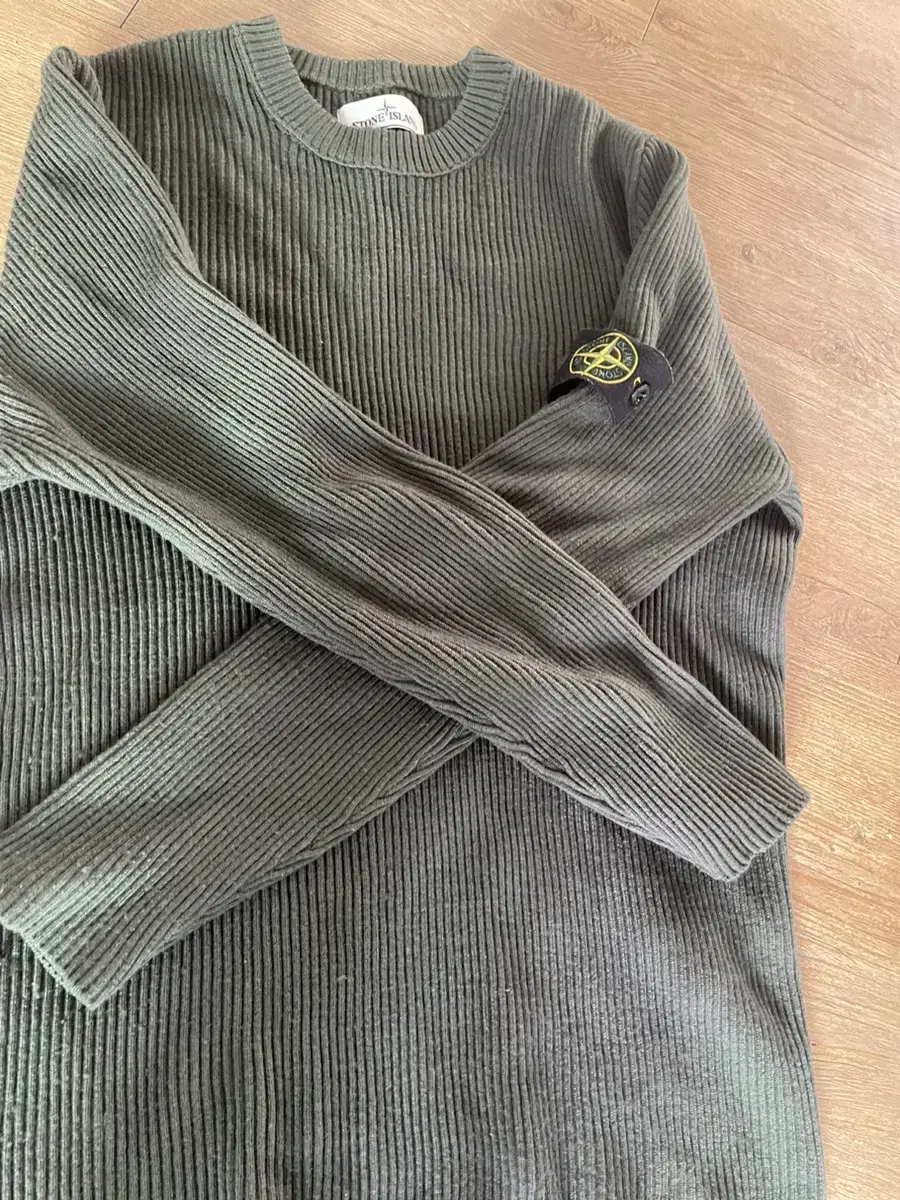 Stone Island Ribbed Knit Almost New