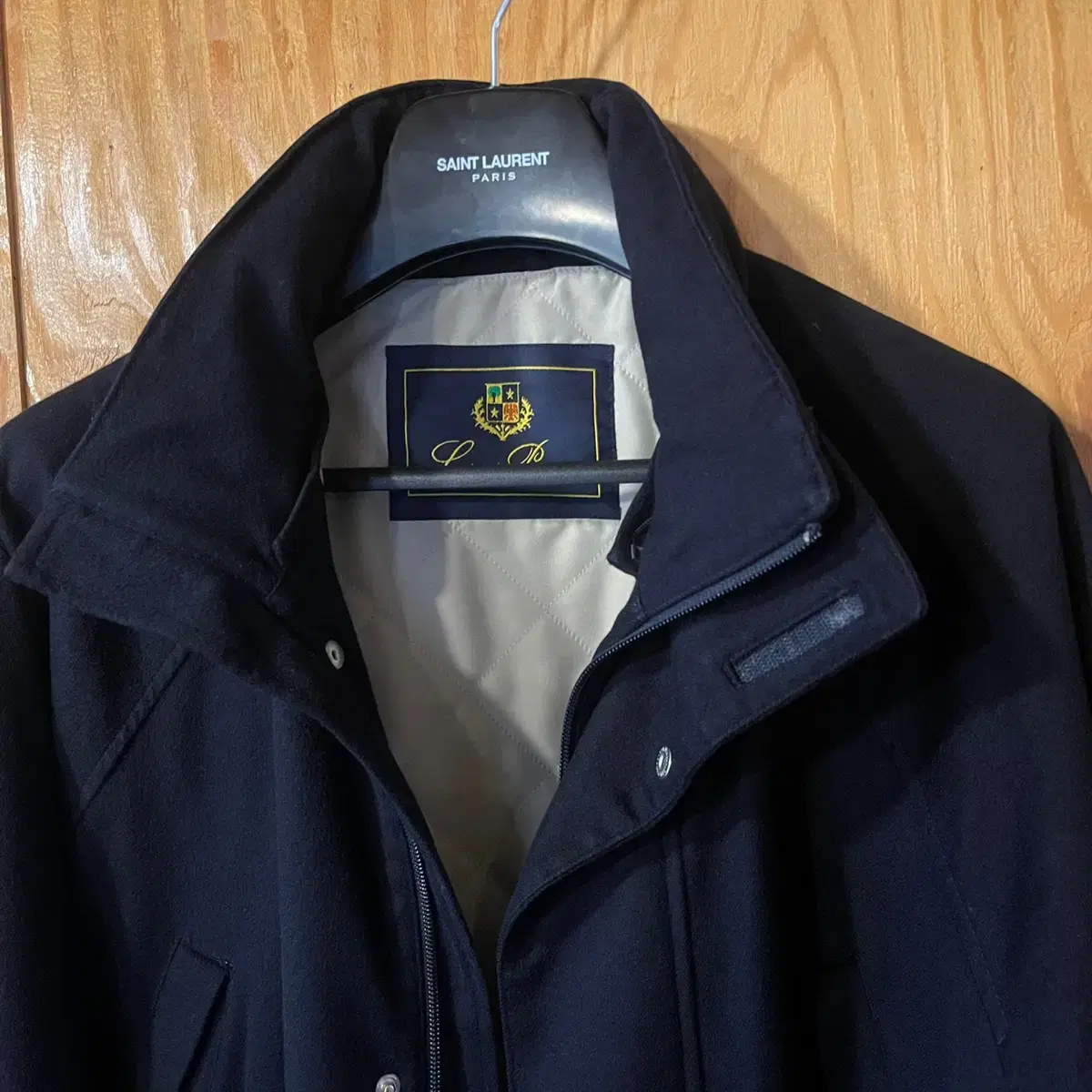 Loro Piana Leeseo cashmere puffer jacket sell.