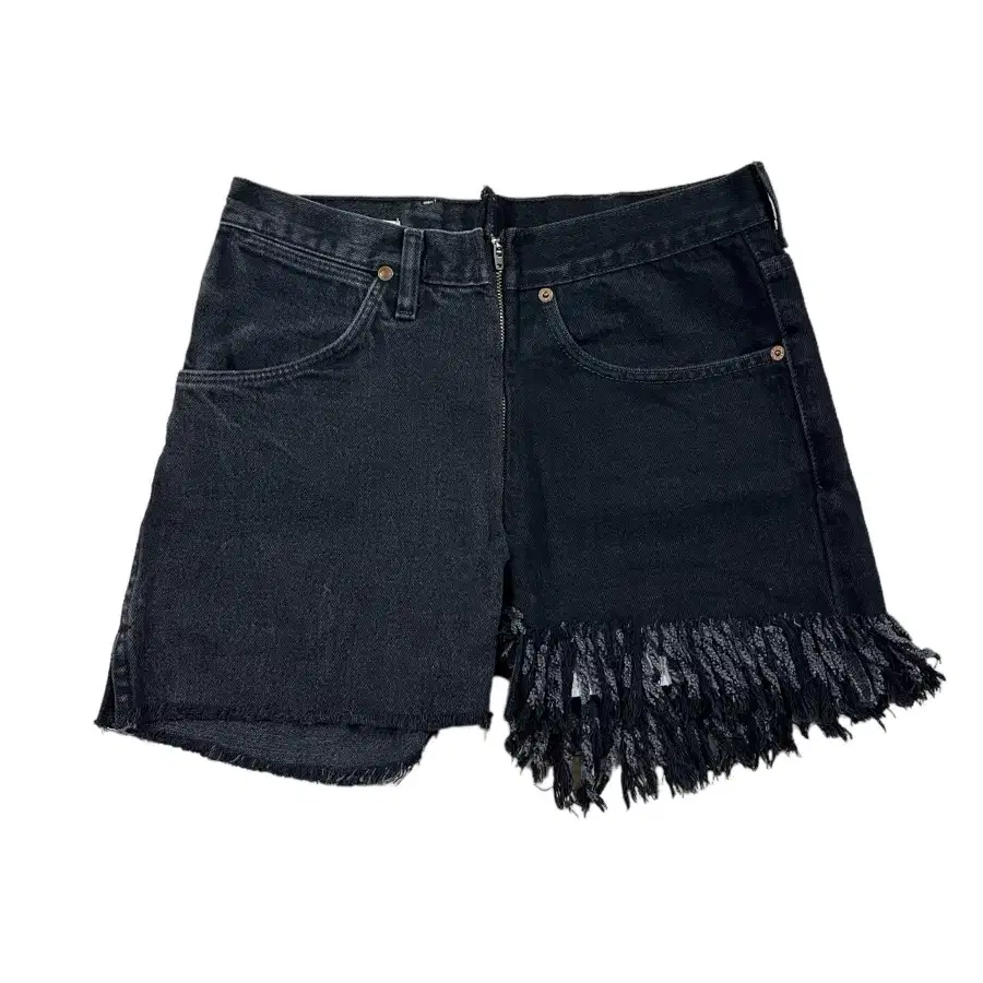 77circa MAKE FRINGE DENIM SHORTS