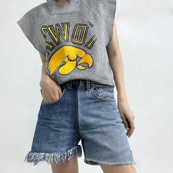 77circa MAKE FRINGE DENIM SHORTS