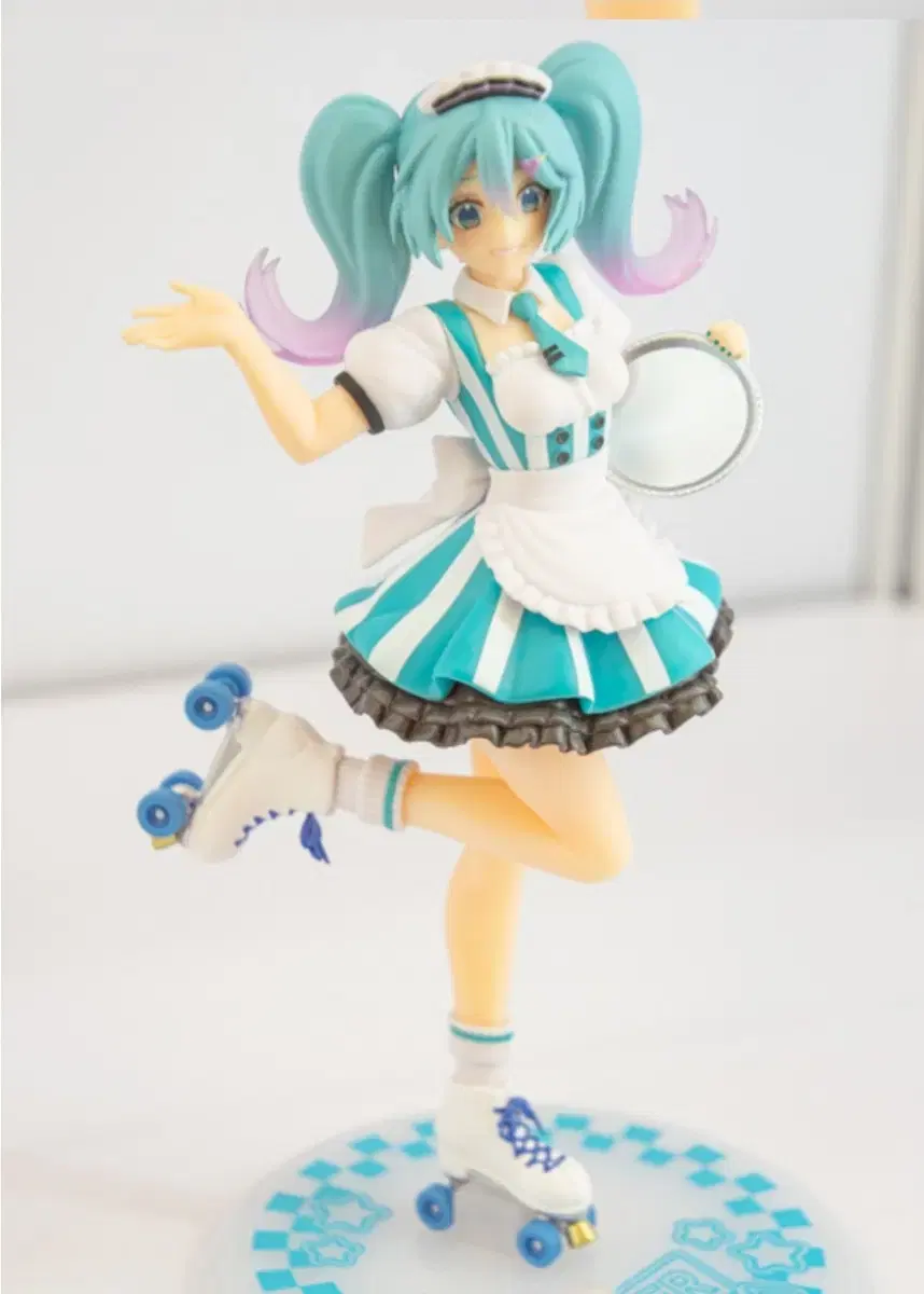 Collectible Bishoujo Hazune Miku Cafe Maid Costume Figure