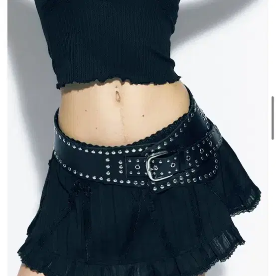 급처 ! 에즈이프캘리 FRILL RIBBON PANEL SKIRT