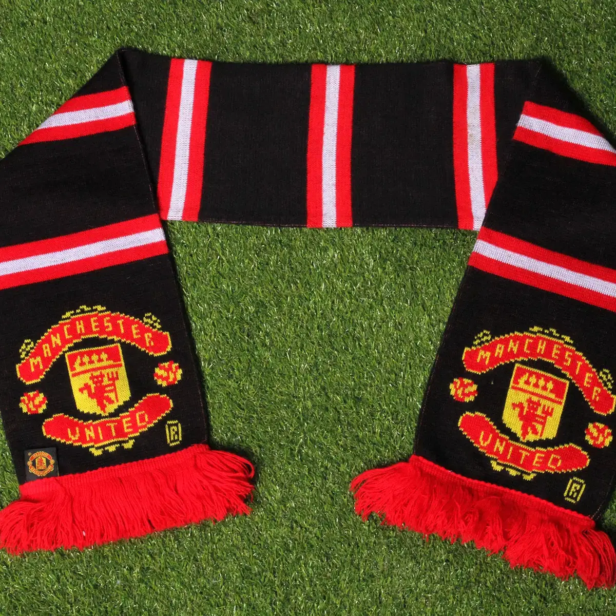 MANCHESTER UNITED OFFICIAL SCARF