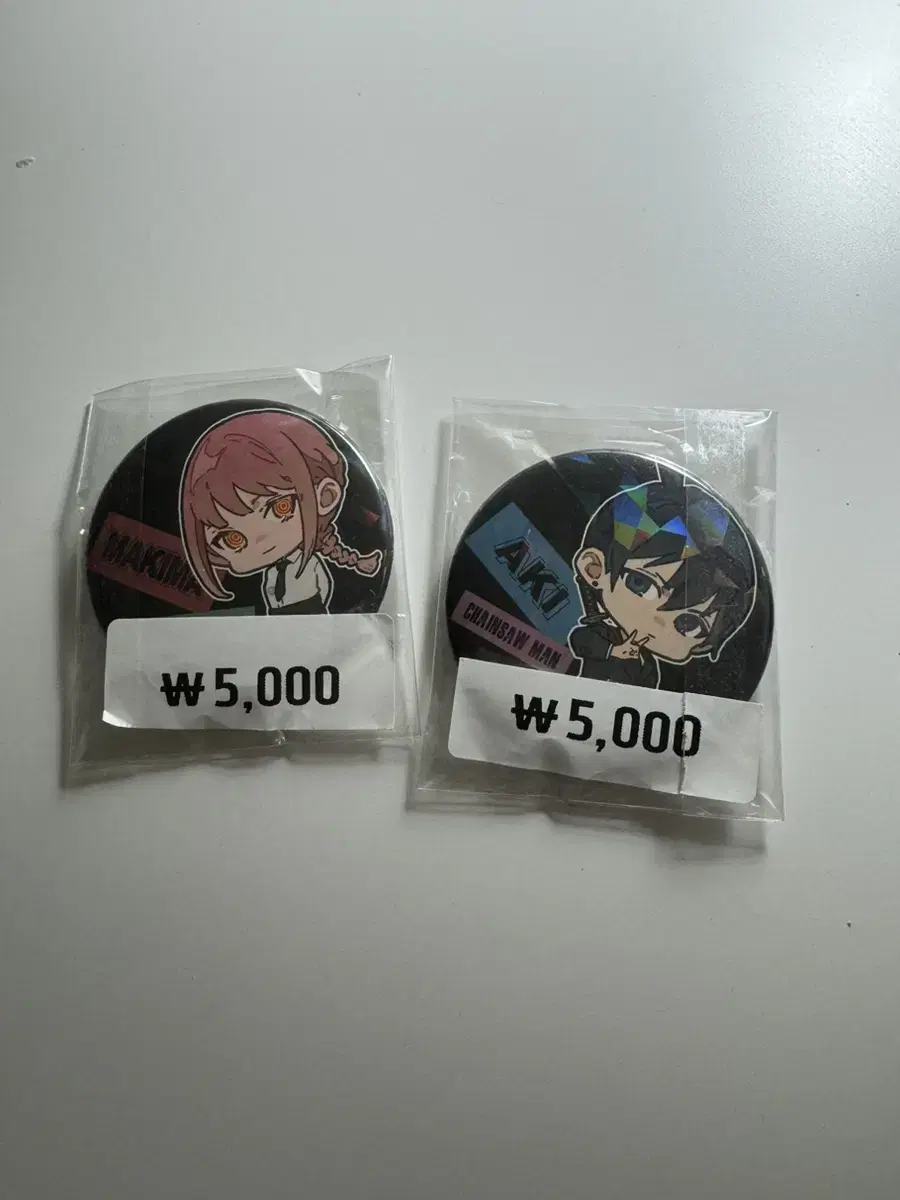 Chainsaw Man Canvas Badge (Makima, Aki)