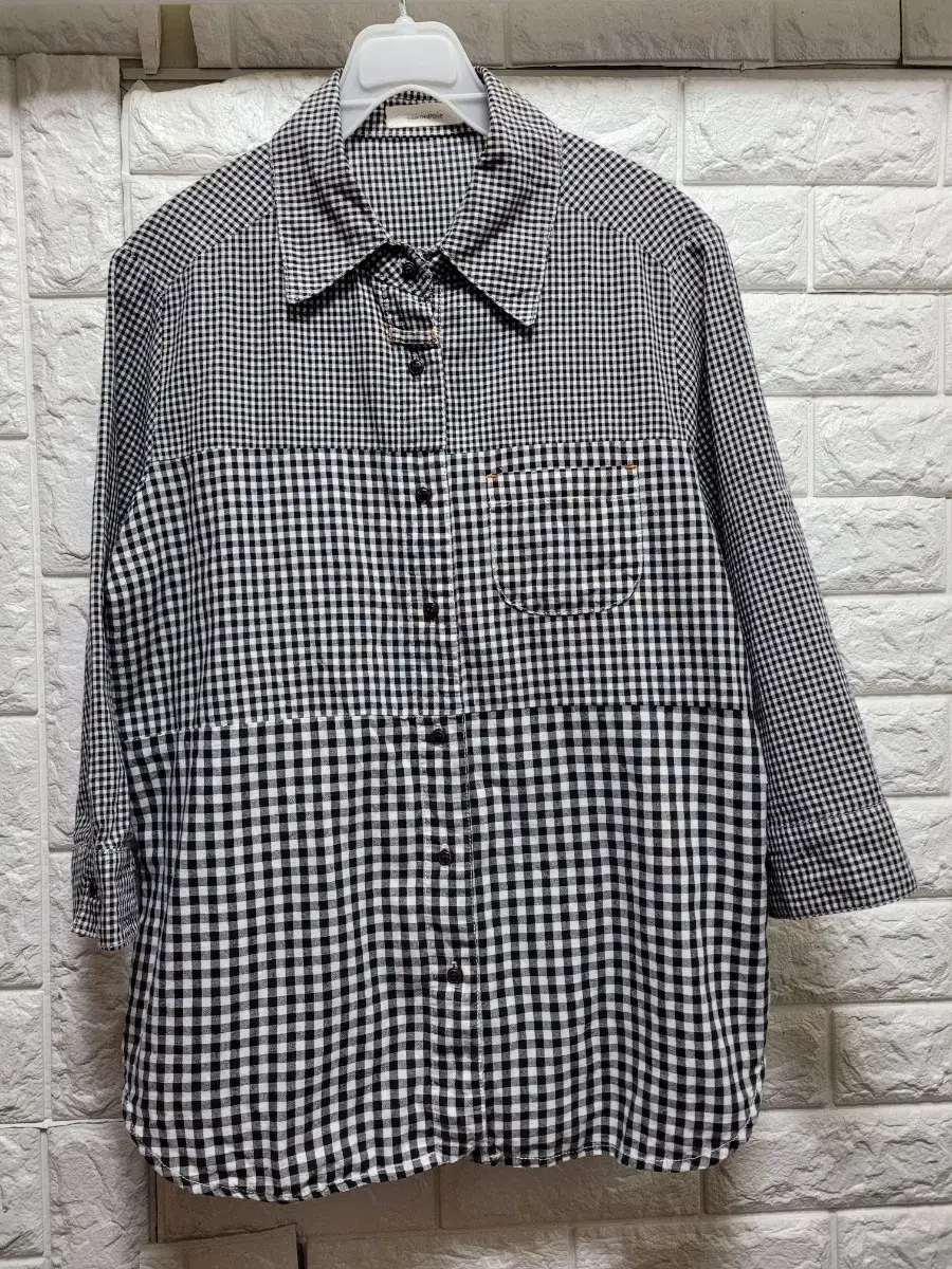 100-check shirt made of Japanese cotton