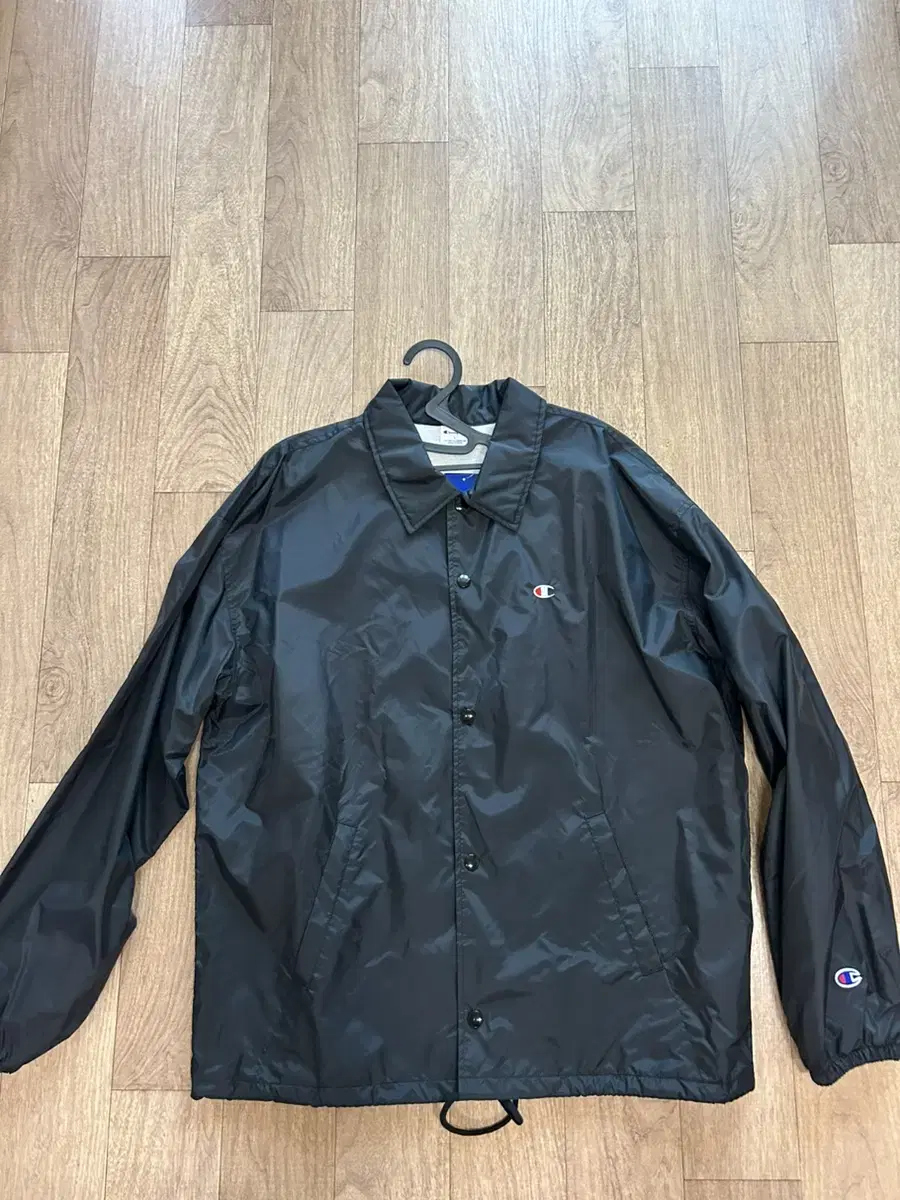 Champion Coach Jacket (L)