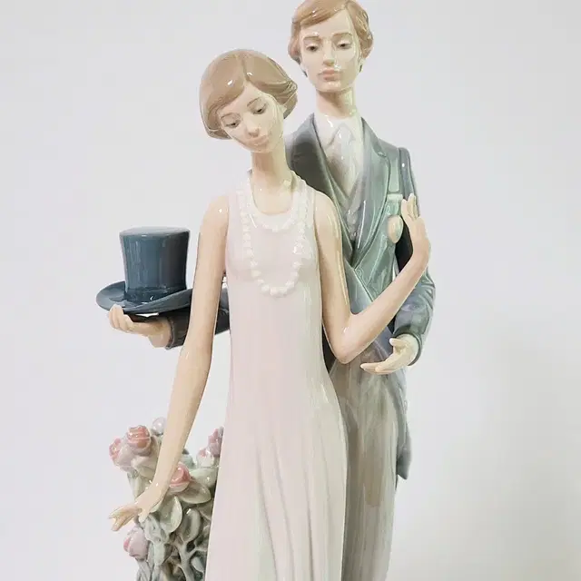 LLADRO 야드로 1430 상류사회 High Society 피겨린