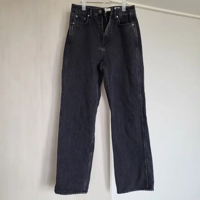 루에브르 콘데님 (Cone Black Straight Denim)