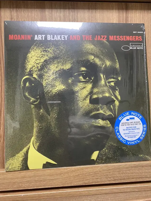 ART BLAKEY AND THE JAZZ MESSENGERS MOANI