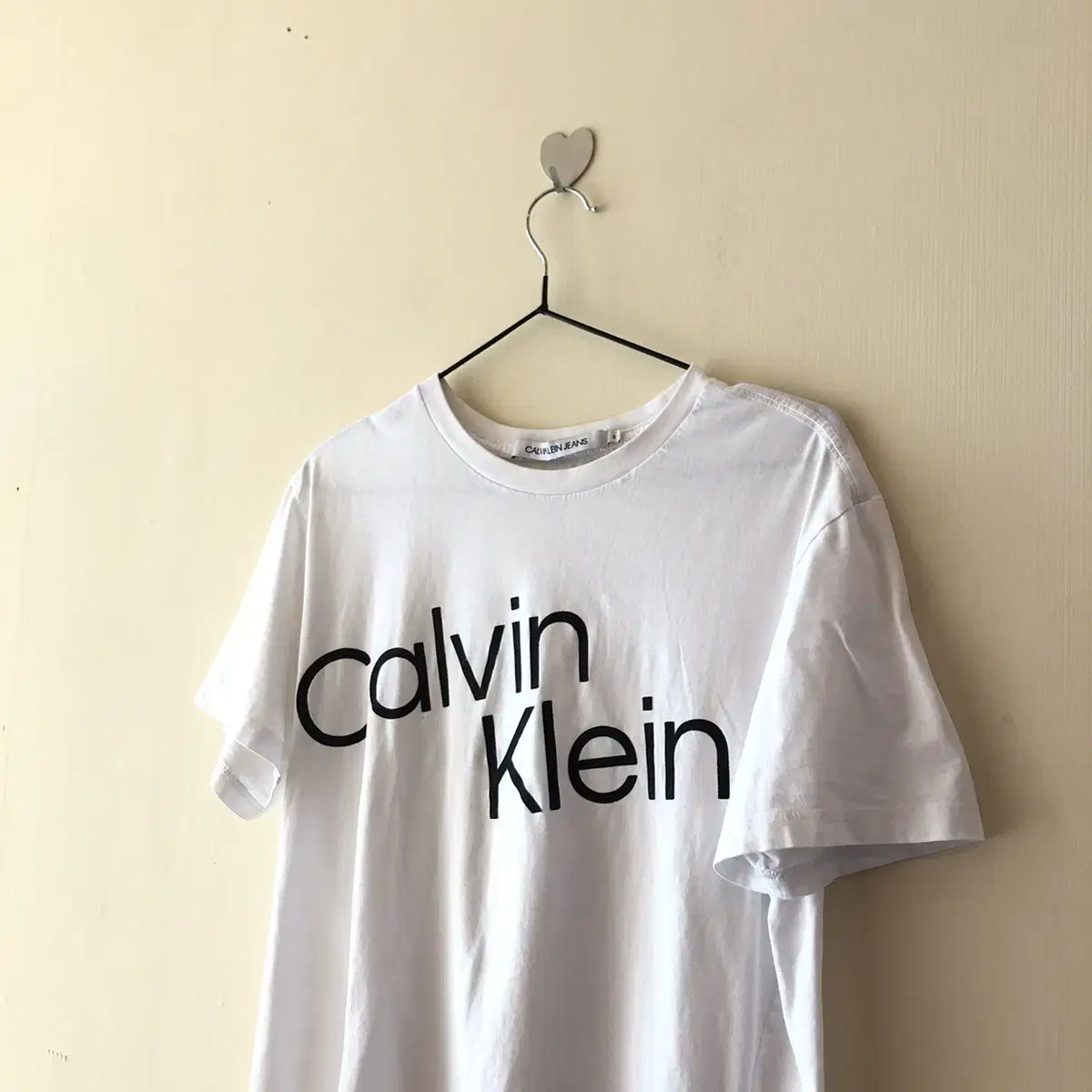 Vintage Calvin Klein white short sleev