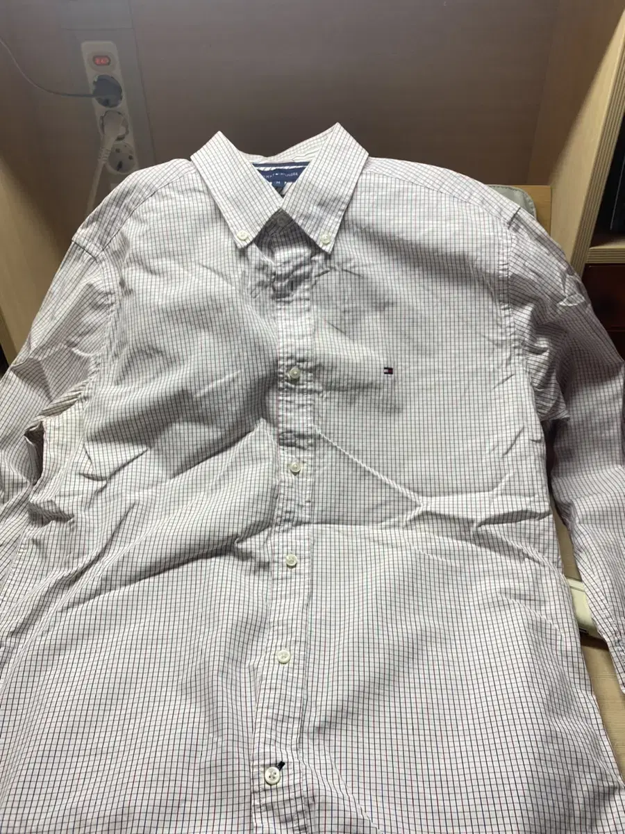 Tommy Hilfiger shirt