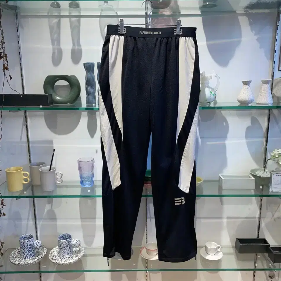 네임세이크 household warm up pants