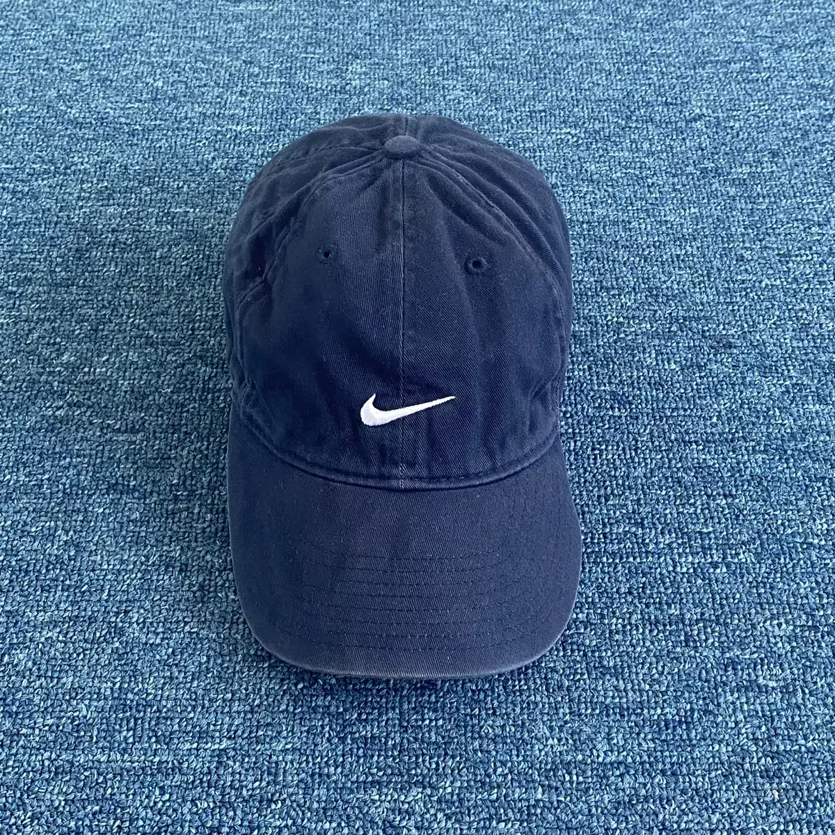 Nike Swoosh Ballcap