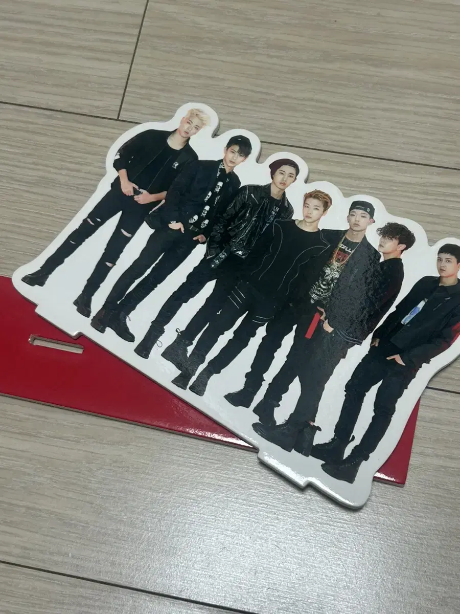 ikon rhythmta figure(?)wts