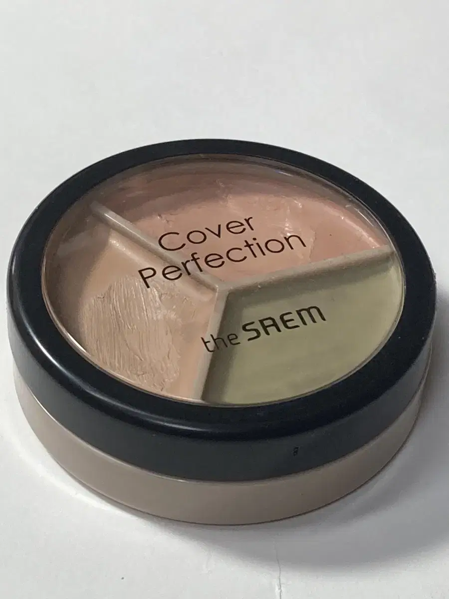 The Saem concealer