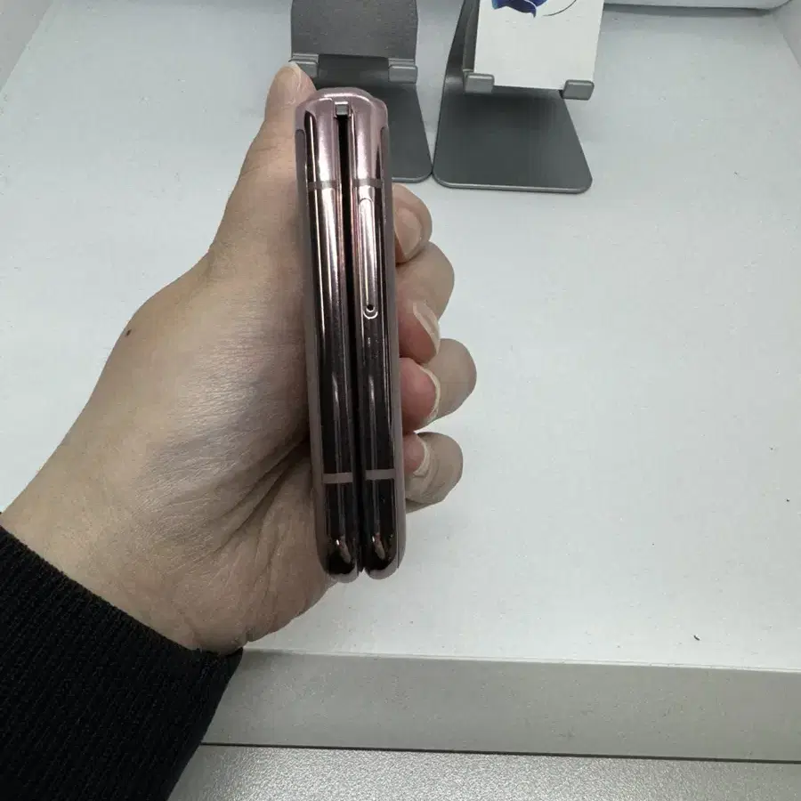 자급제! 갤럭시 Z플립 5G 256GB S급 26.9만원 [34815]