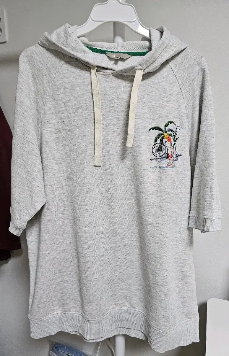 Used [BEANPOLE] [Nayeon X BEANPOLE] Light Grey Waffen Hooded Sweatshirt