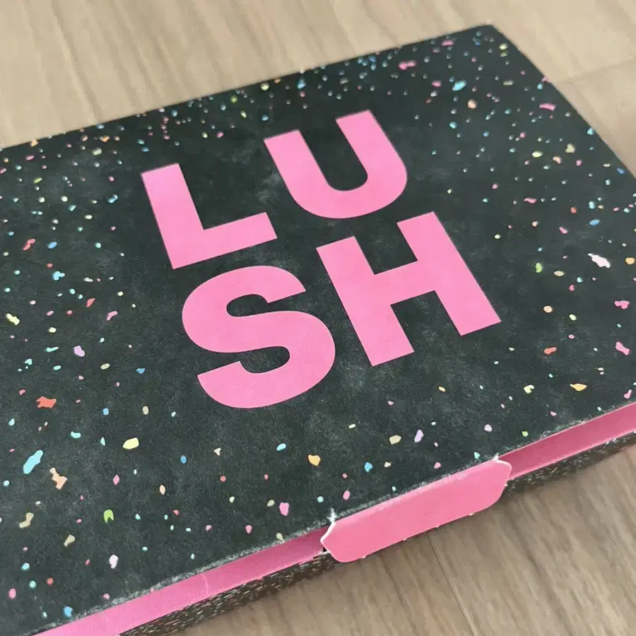 LUSH 입욕제