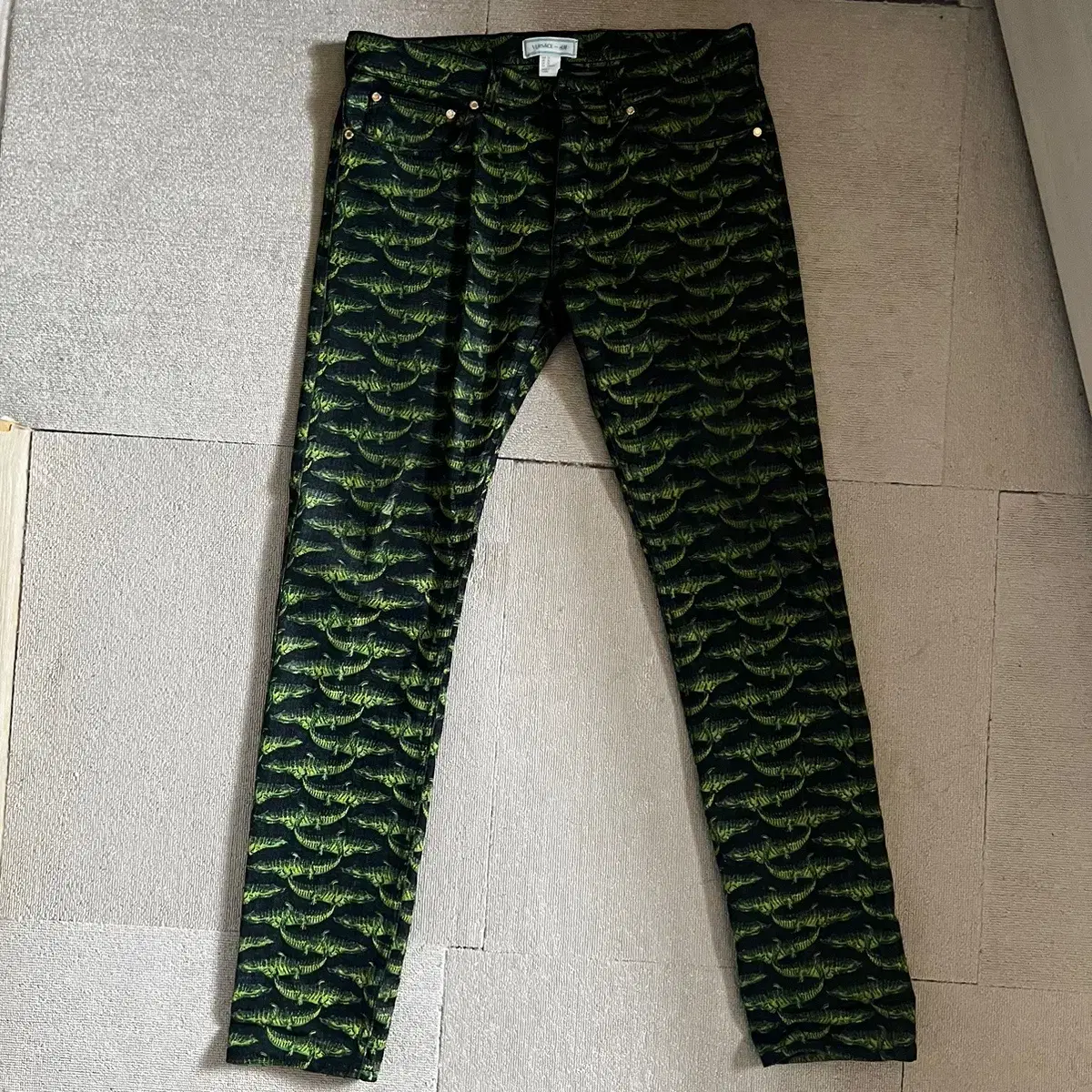 [VERSACE x H&M] Versace x H&M Collaboration Alligator Pants