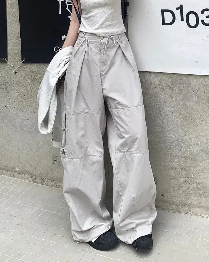 Wide Pants with String Pockets / Gray