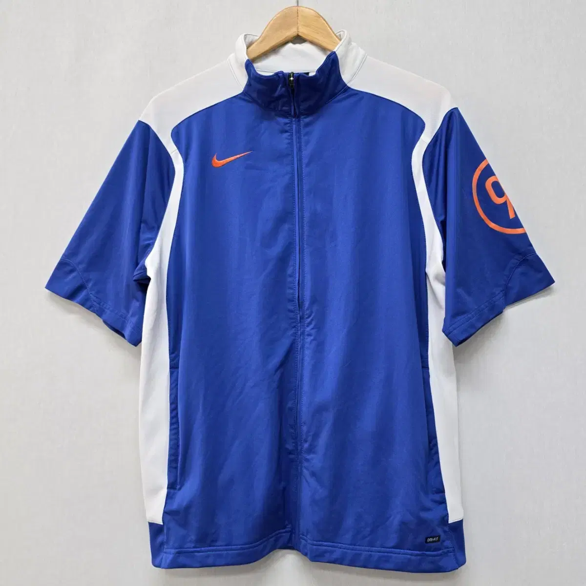 Nike DryFit T90 Short Sleeve Track Top size L (100)