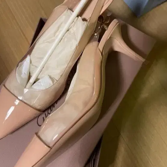 Gianvitto Rossi 지안비토로씨 피치 pvc 슬링백 미사용