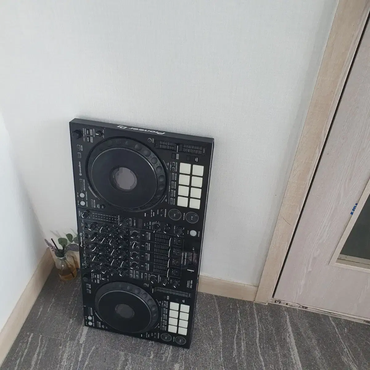 ddj1000