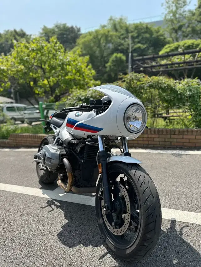 BMW 알나이티 R9t레이서