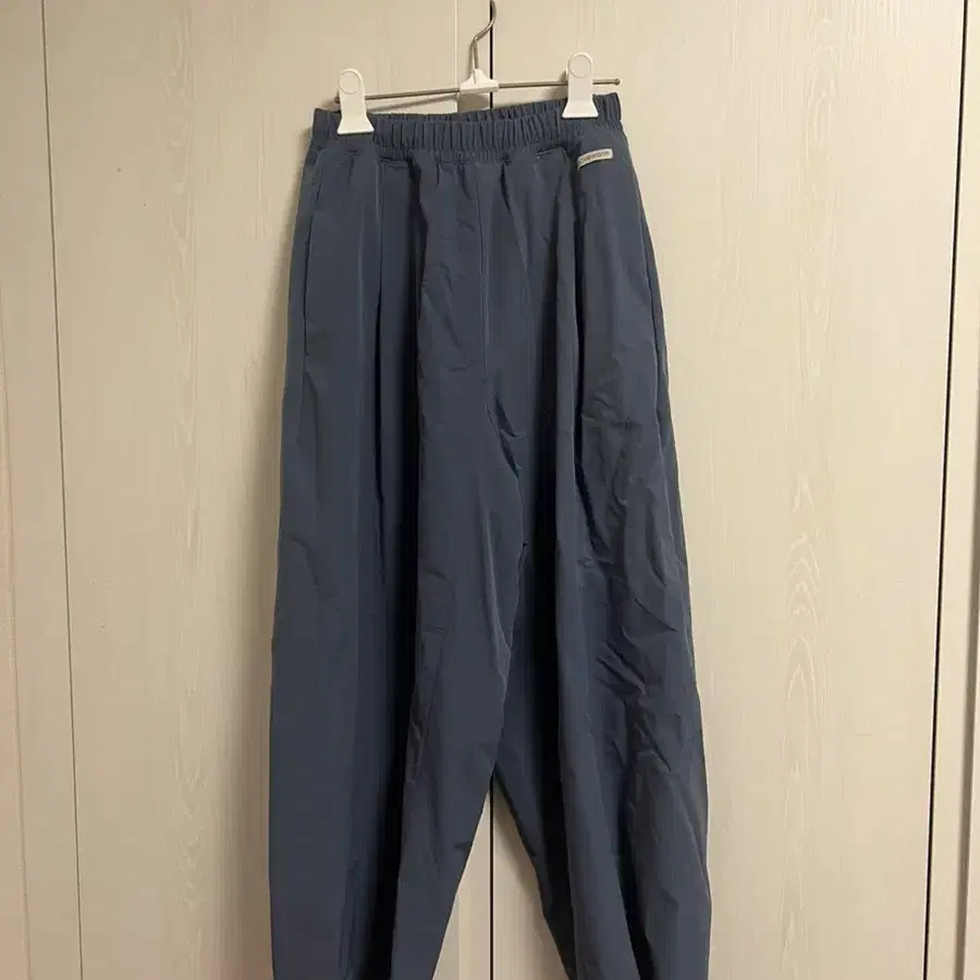 무브웜 Tuck Lounge Pants Deep Sea