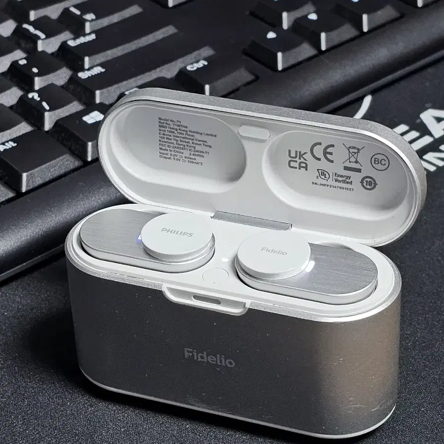 Philips Fidelio T1 풀박스 (LDAC 지원)