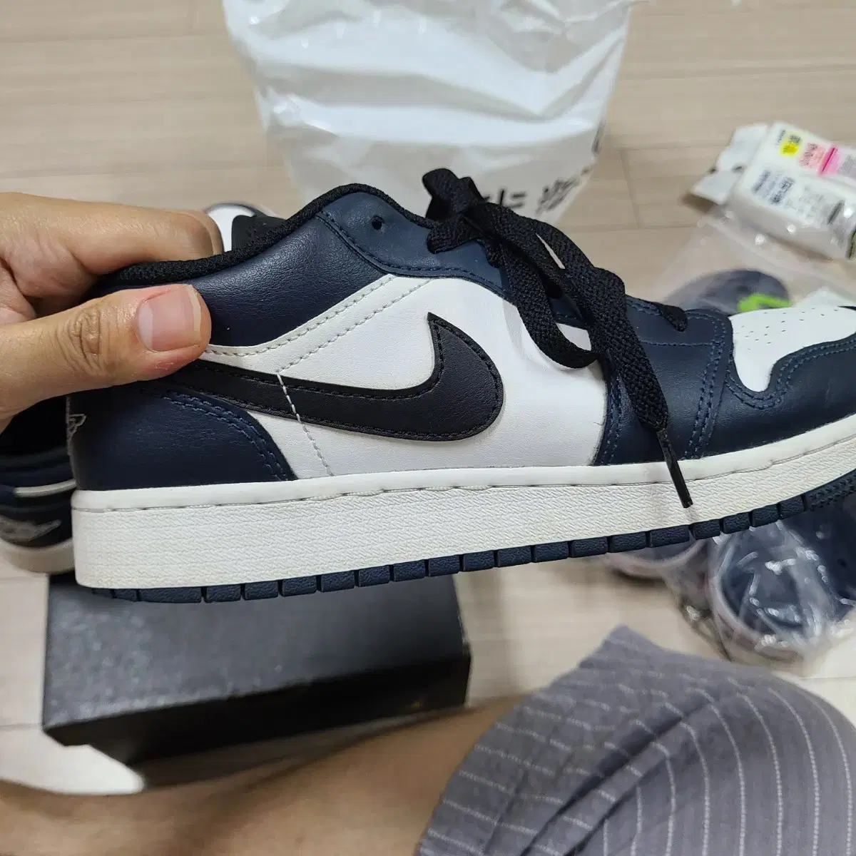 조던 1 로우 armory navy 240 아머리네이비