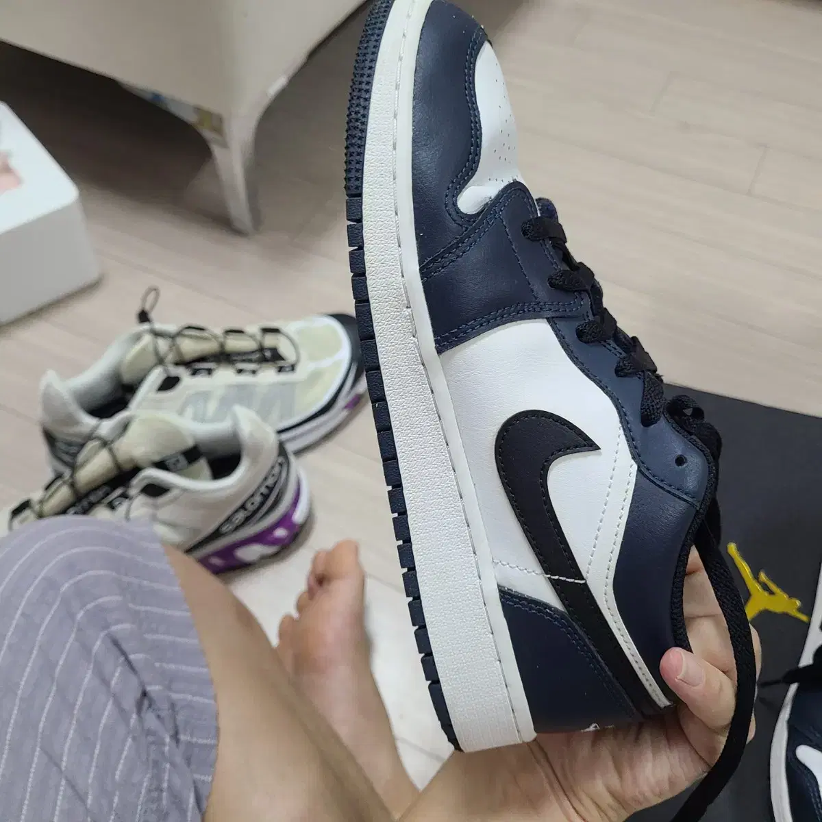 조던 1 로우 armory navy 240 아머리네이비