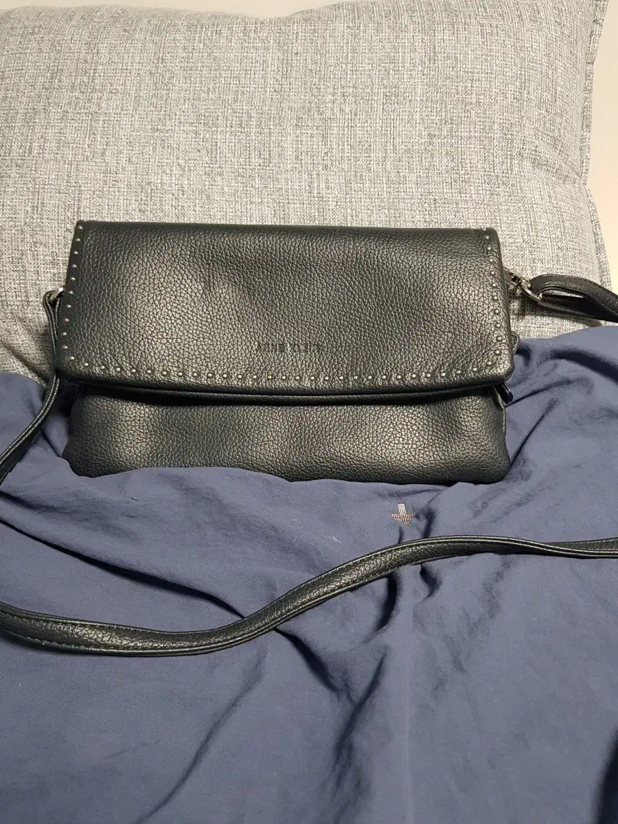 ANNE KLEIN Leather bag