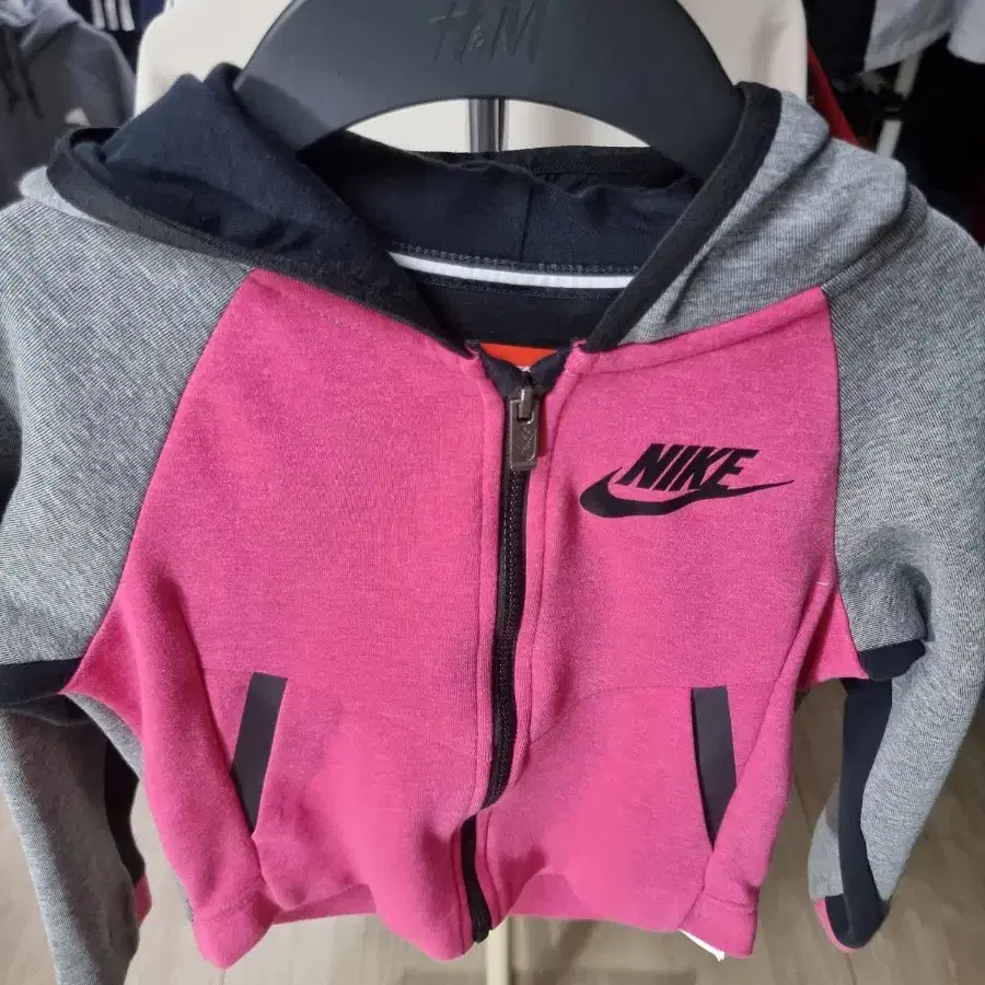 [키즈6~7] NIKE 나이키 키즈 테크팩 후드 집업 자켓 그레이 핑크