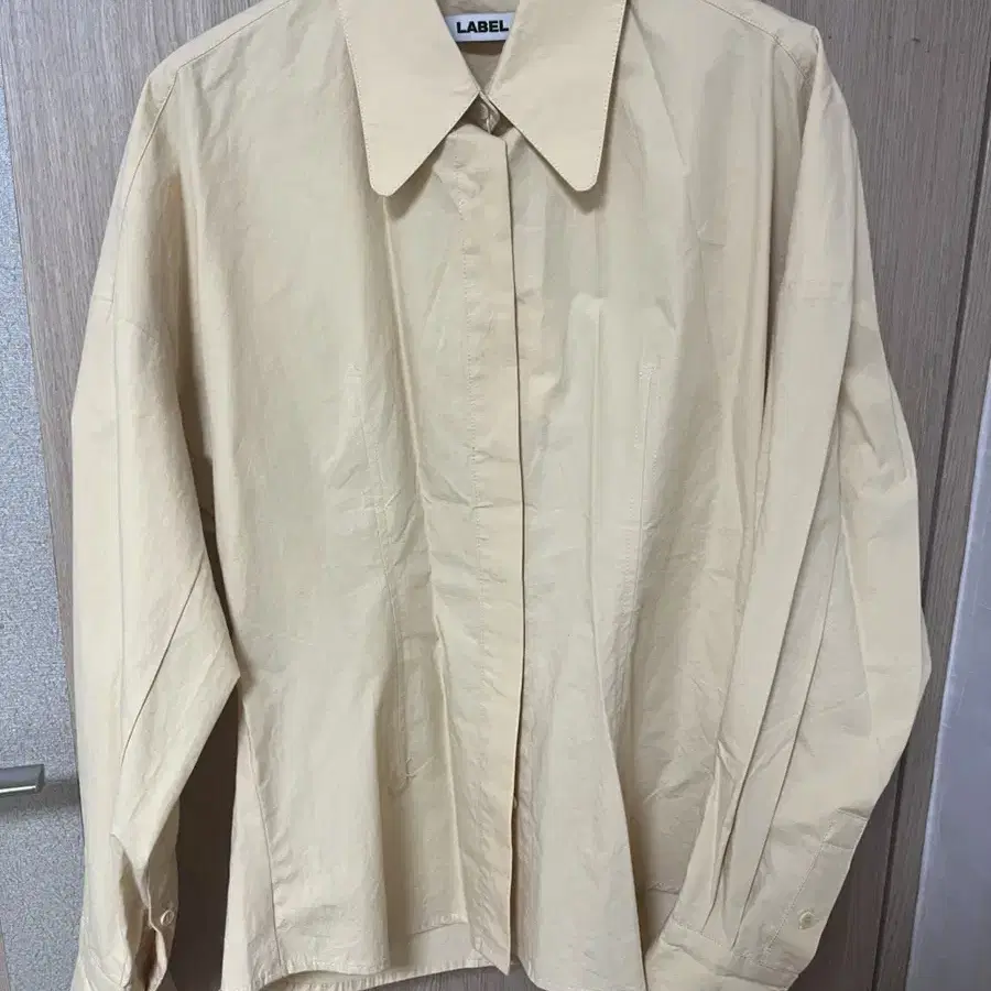 라벨아카이브 셔츠 structured long sleeve shirt